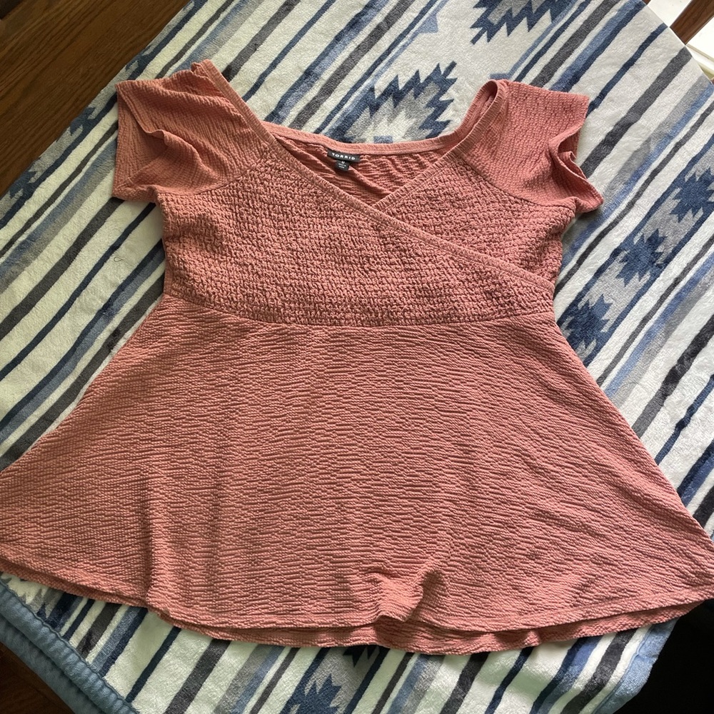 Torrid 0 Smocked Off Shoulder Babydoll Dusty Pink - Picture 2 of 6